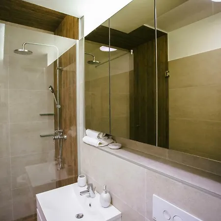 קלוז'-נאפוקה Briana Luxury Studio מראה חיצוני תמונה